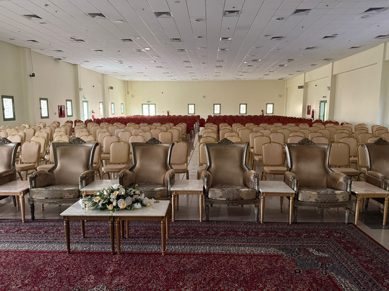 مبنى (٠٨)- الصالة متعددة الأغراض (منطقة الضيوف)